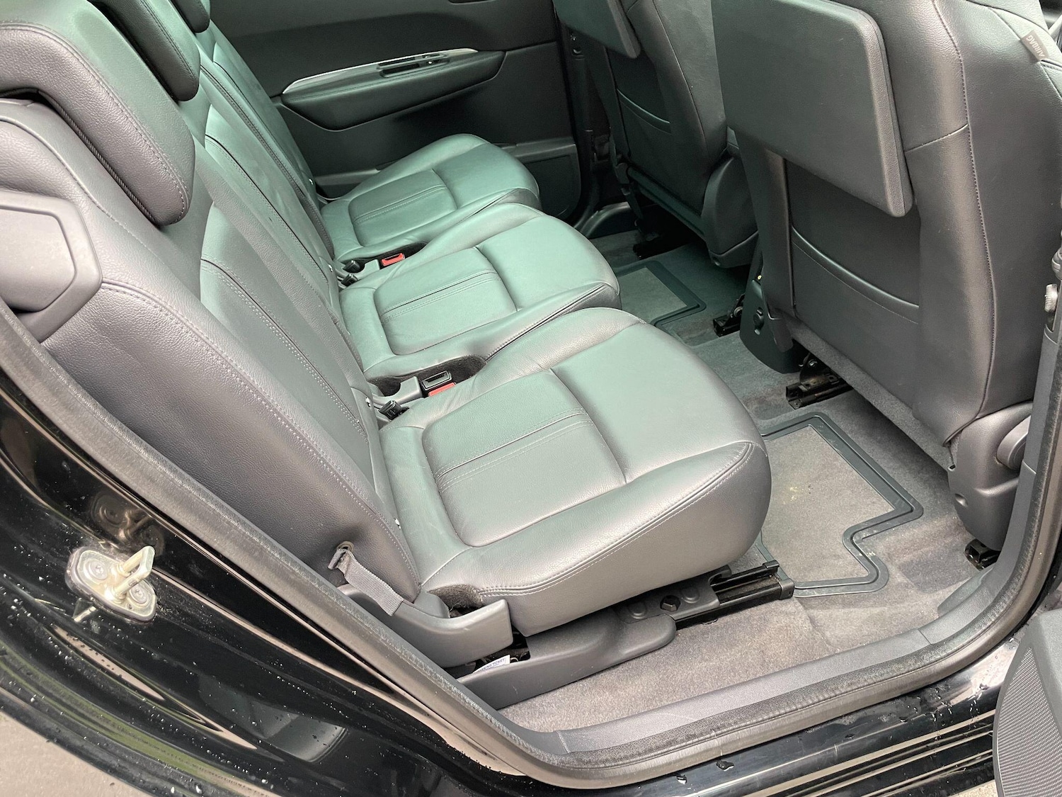 Used Peugeot 5008 2011 for sale - 77174843: Photo 40