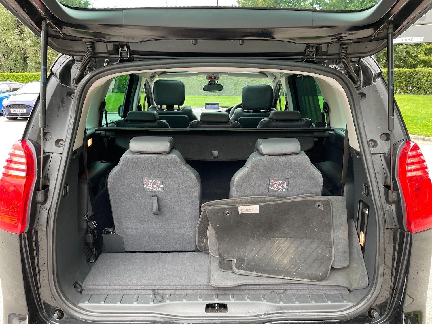 Used Peugeot 5008 2011 for sale - 77174843: Photo 59