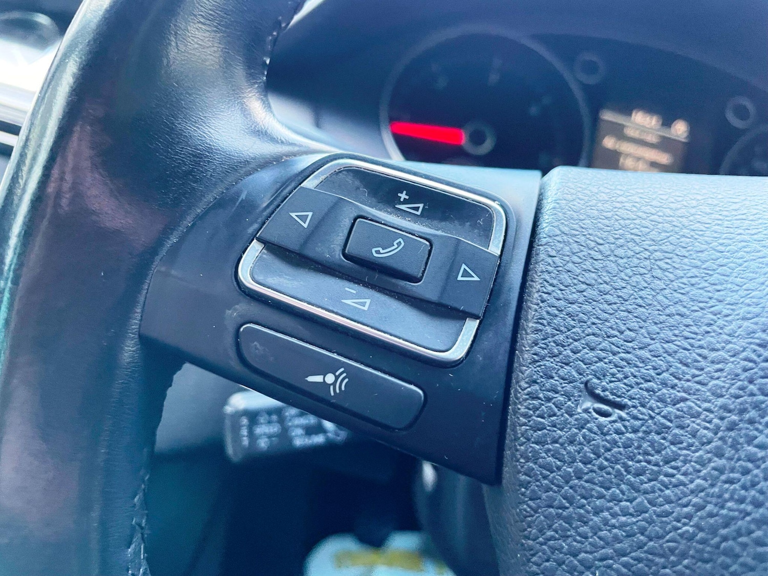 Used Volkswagen Passat 2014 for sale - 77174716: Photo 36