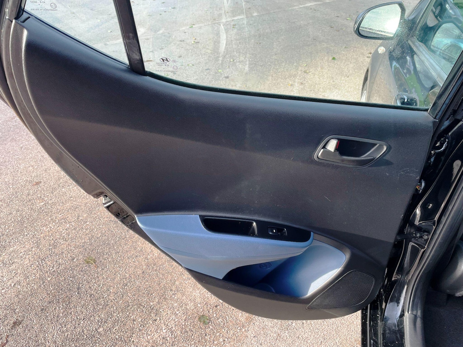 Used Hyundai i10 2014 for sale - 77174762: Photo 29