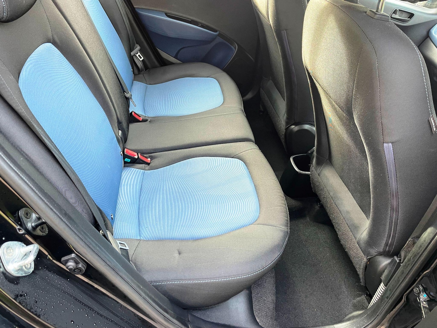 Used Hyundai i10 2014 for sale - 77174762: Photo 31