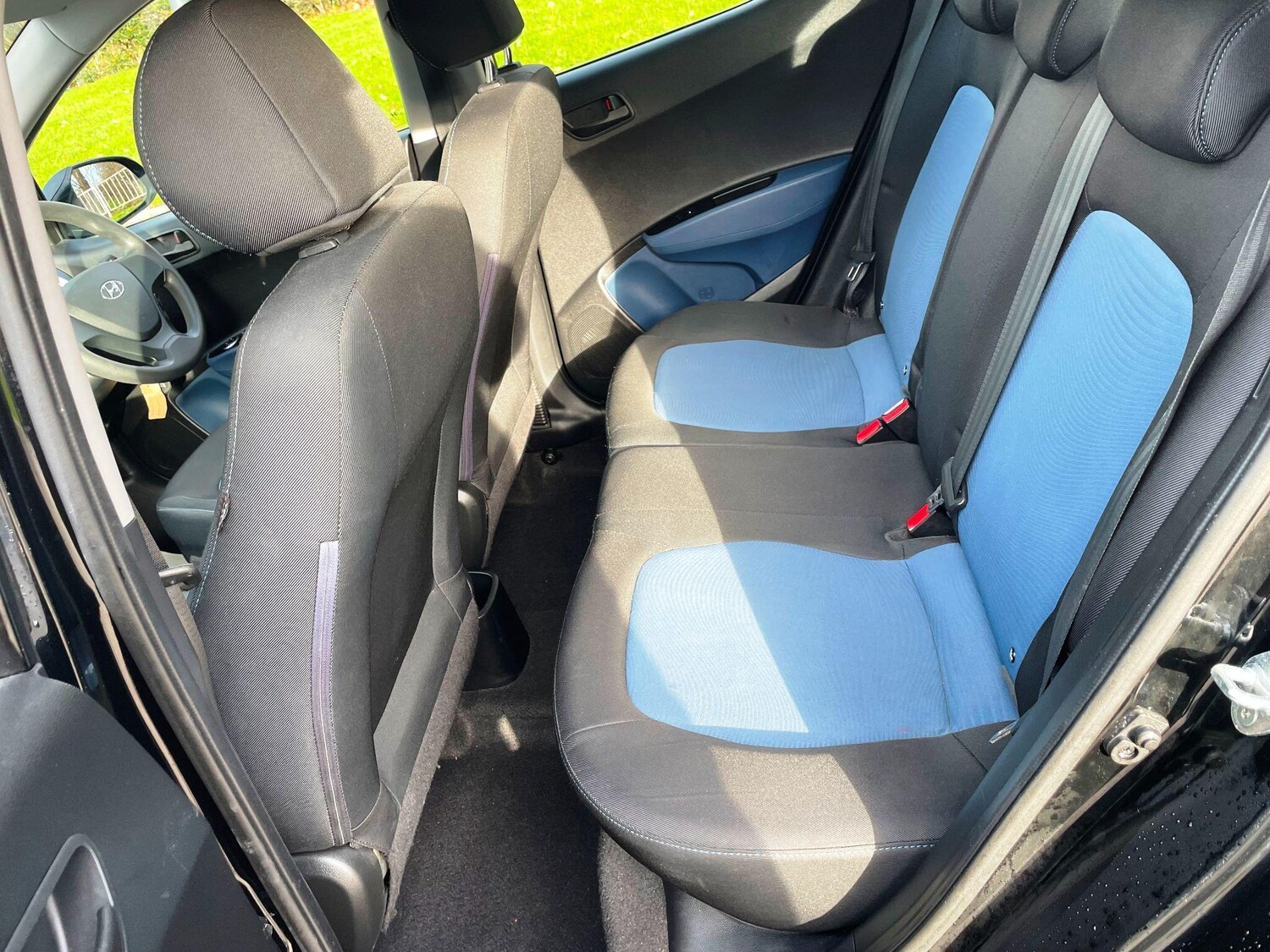 Used Hyundai i10 2014 for sale - 77174762: Photo 34