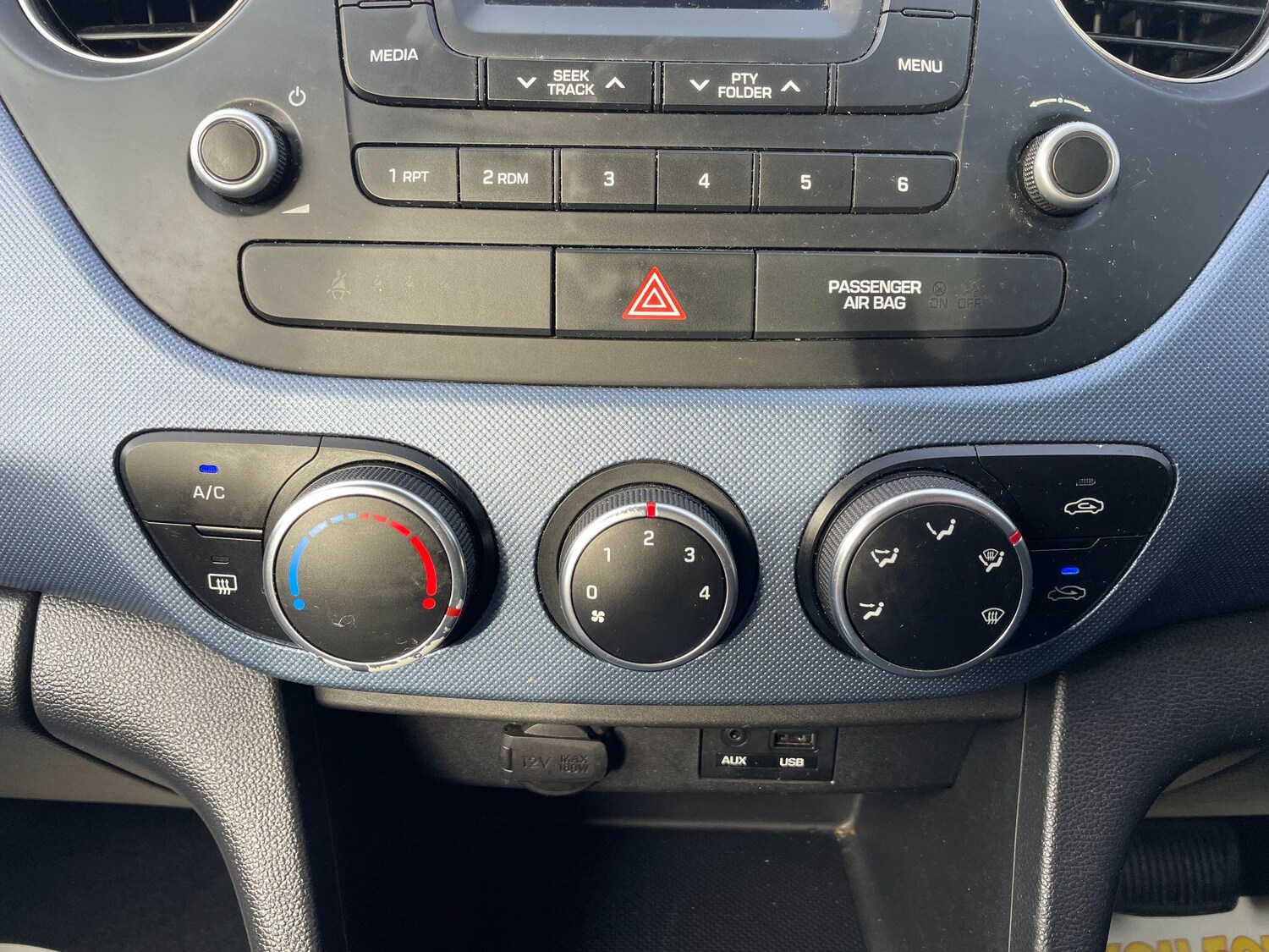 Used Hyundai i10 2014 for sale - 77174762: Photo 44