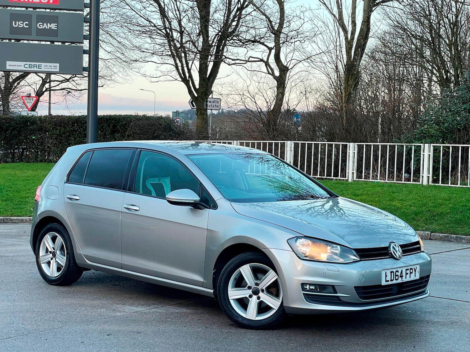 Used Volkswagen Golf for sale - 77242311: Photo 3