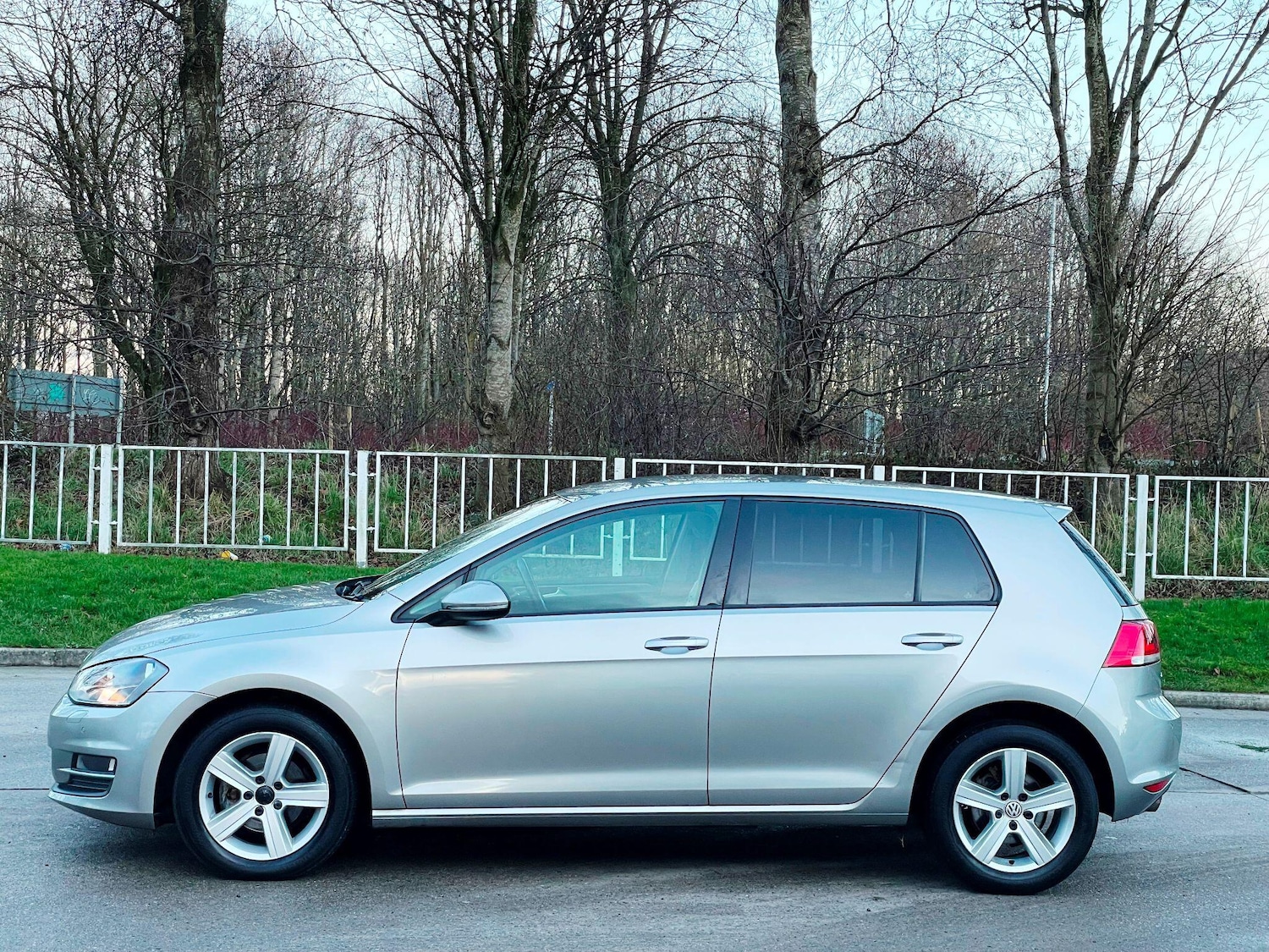 Used Volkswagen Golf for sale - 77242311: Photo 6