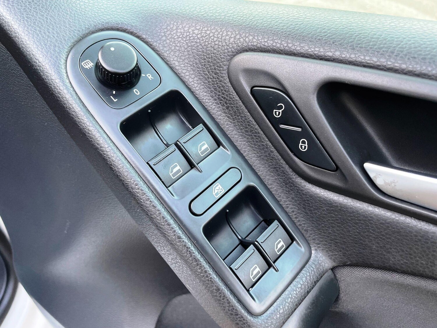 Used Volkswagen Golf for sale - 77559083: Photo 24