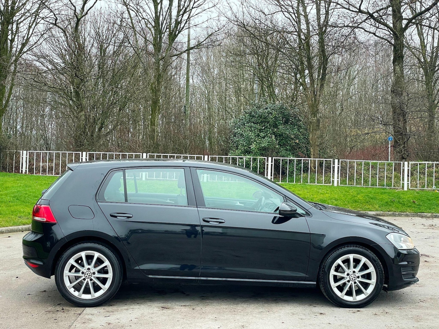 Used Volkswagen Golf 2013 for sale - 77559428: Photo 10