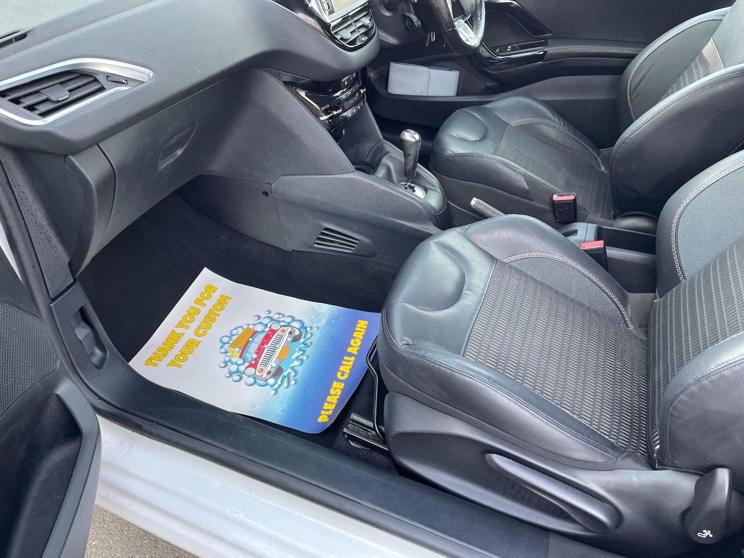 Used Peugeot 208 2012 for sale - 77658663: Photo 35