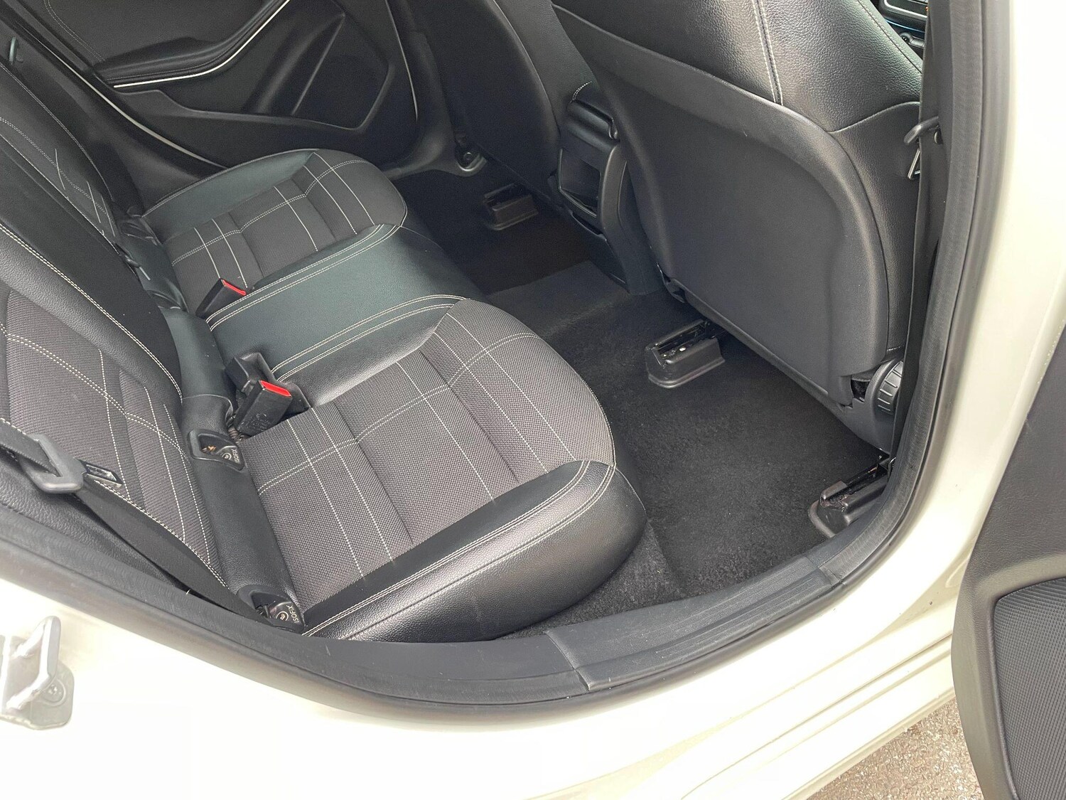 Used Mercedes-Benz A-Class for sale - 77633776: Photo 25