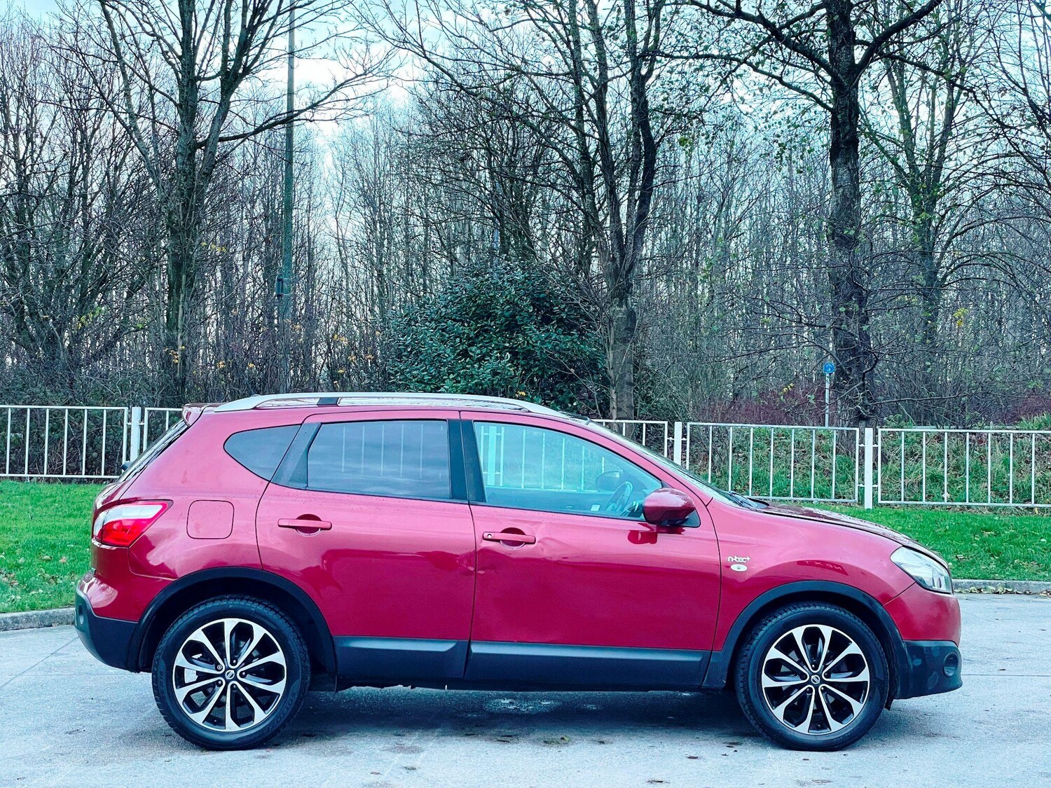 Used Nissan Qashqai 2012 for sale - 77174760: Photo 9