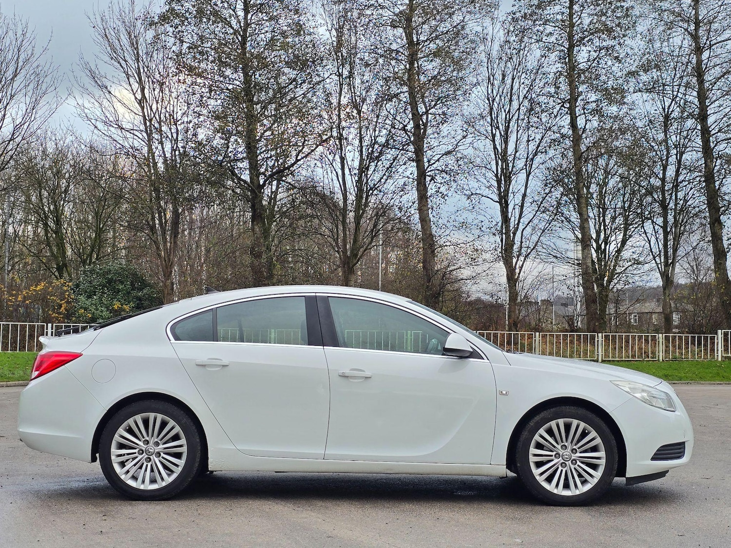Used Vauxhall Insignia 2010 for sale - 77174847: Photo 7