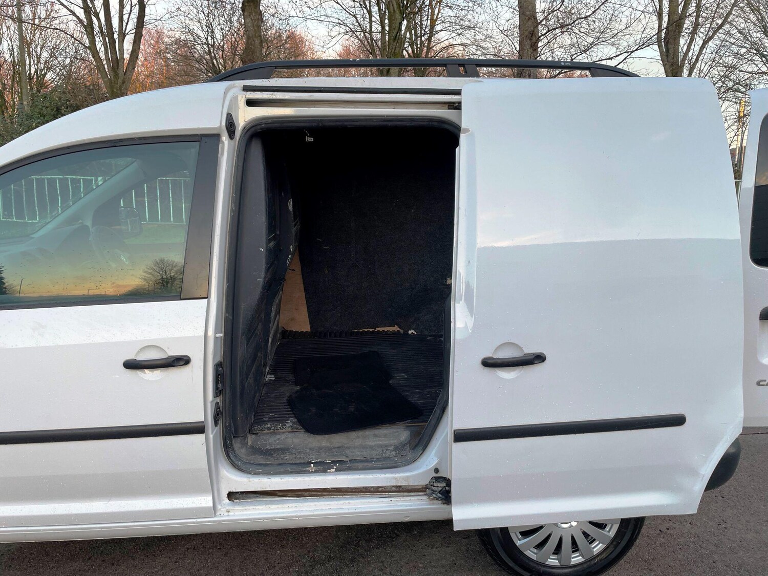 Used Volkswagen Caddy for sale - 77174685: Photo 20
