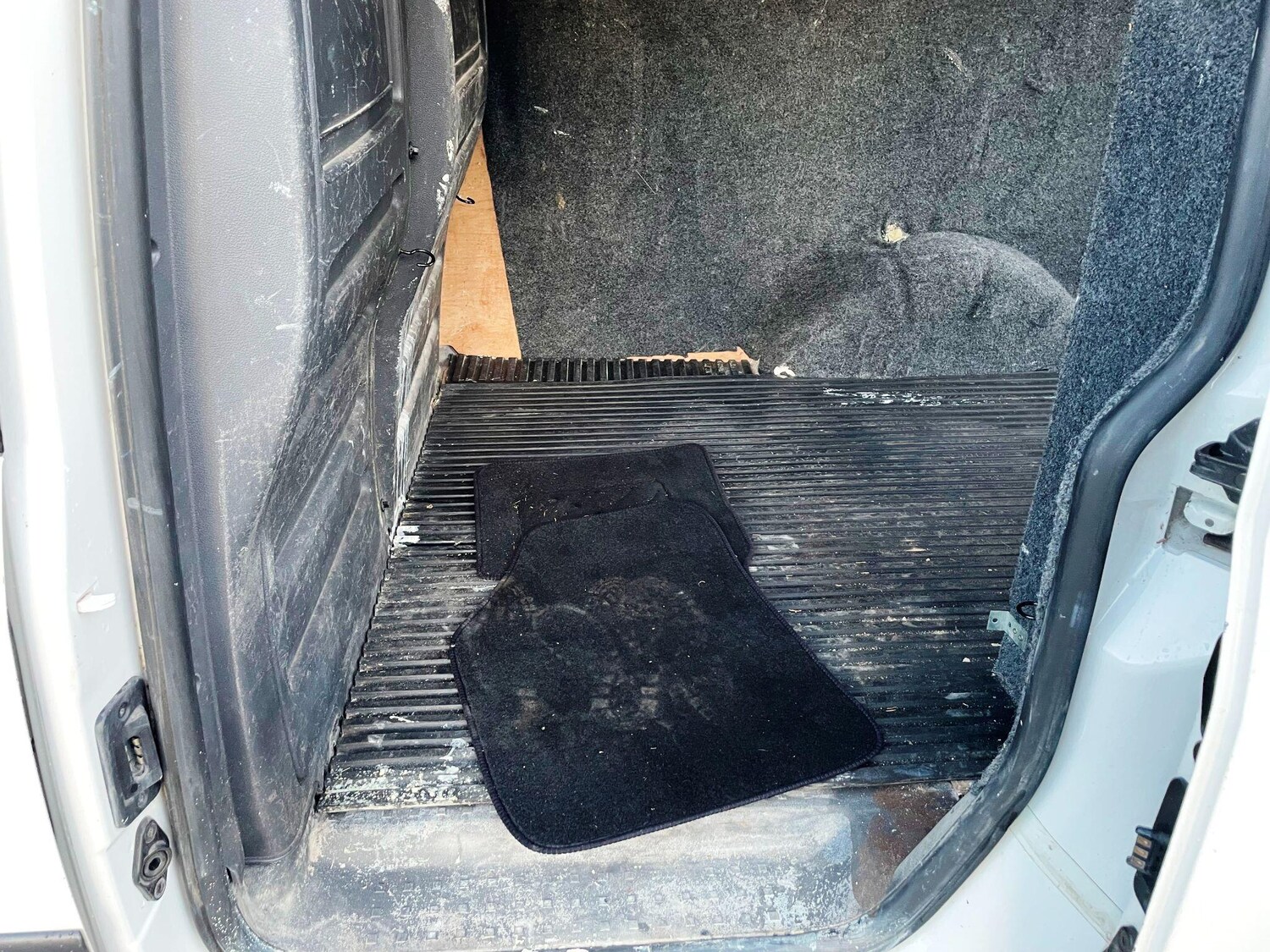 Used Volkswagen Caddy for sale - 77174685: Photo 42