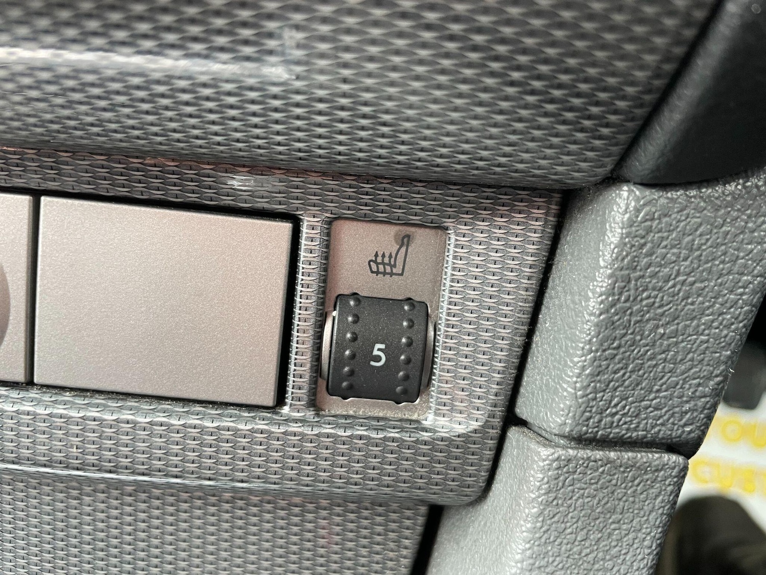 Used Ford Focus 2010 for sale - 78127462: Photo 28