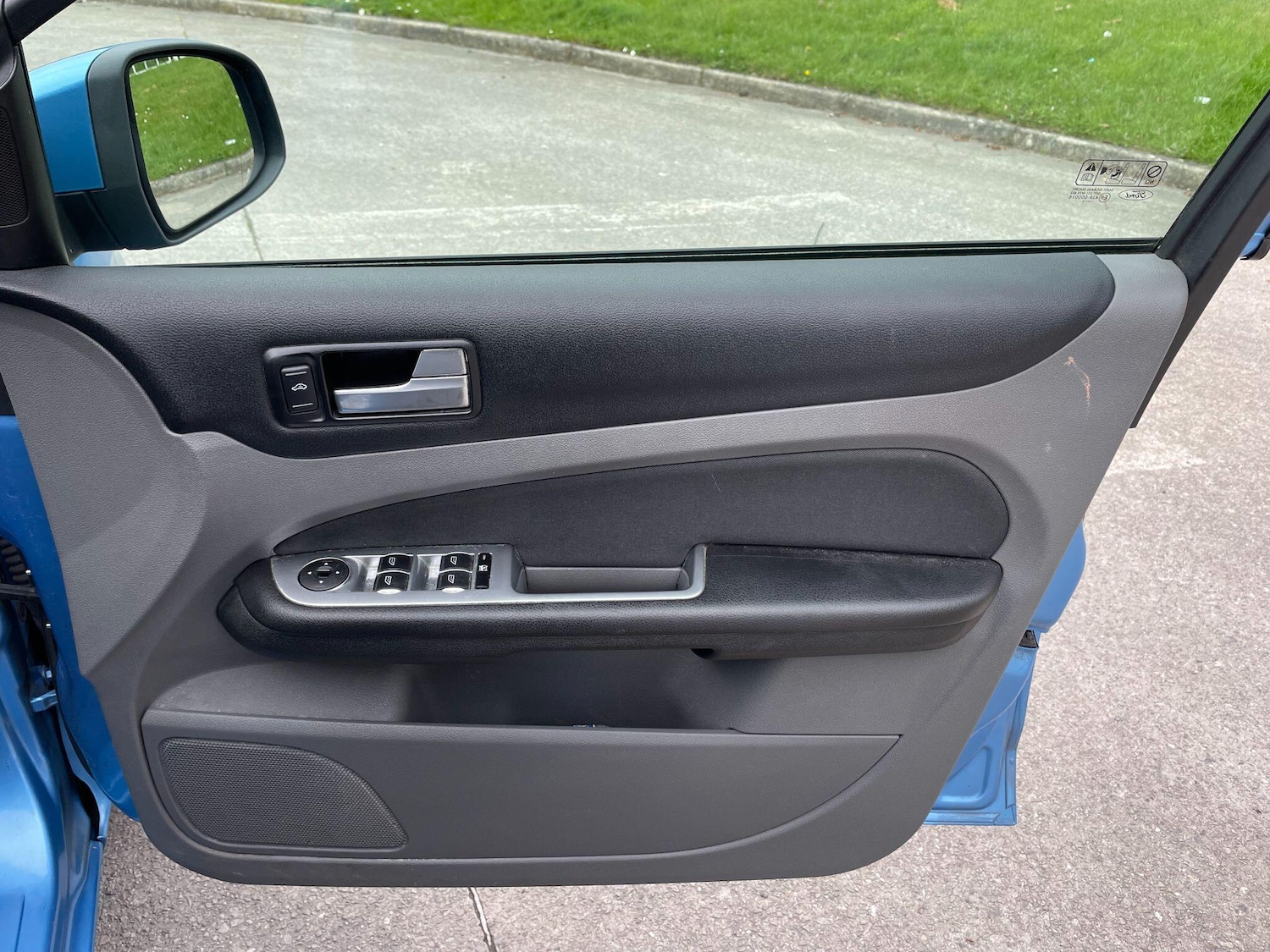 Used Ford Focus 2010 for sale - 78127462: Photo 30