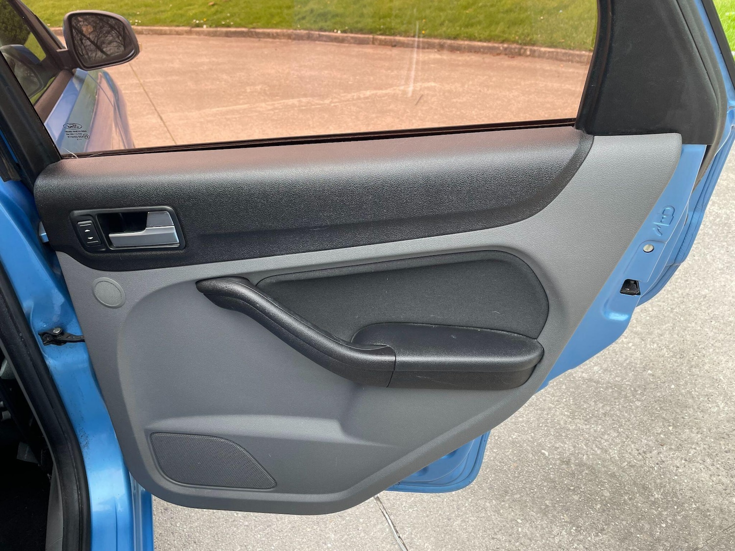 Used Ford Focus 2010 for sale - 78127462: Photo 32