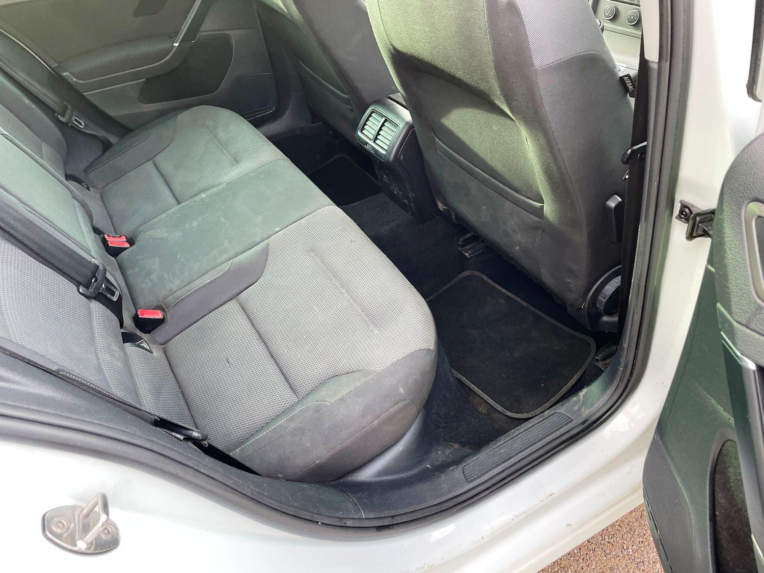 Used Volkswagen Golf 2013 for sale - 77238142: Photo 29