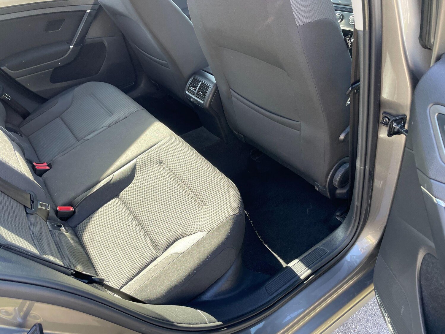 Used Volkswagen Golf 2013 for sale - 77939712: Photo 17