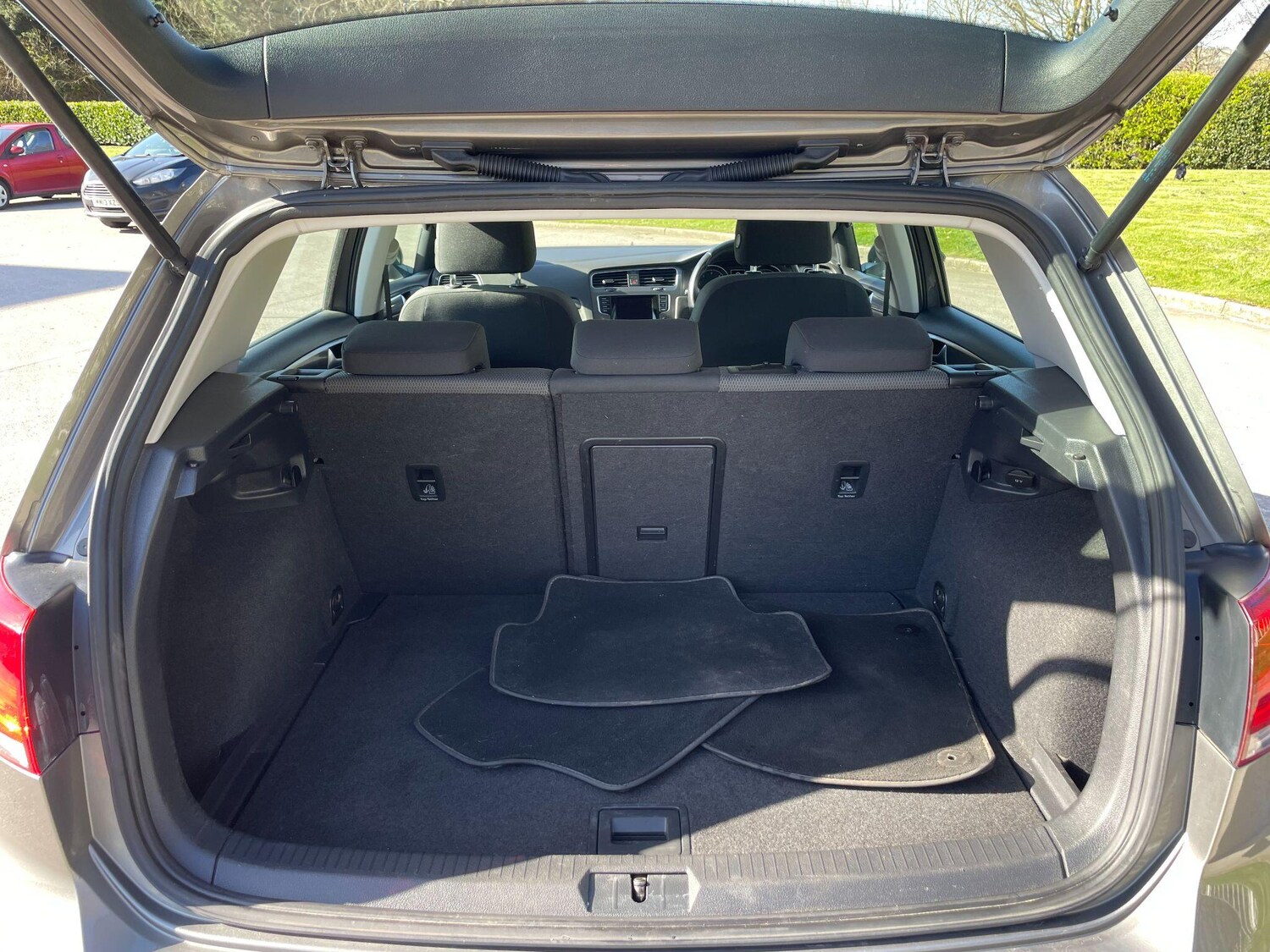 Used Volkswagen Golf 2013 for sale - 77939712: Photo 43