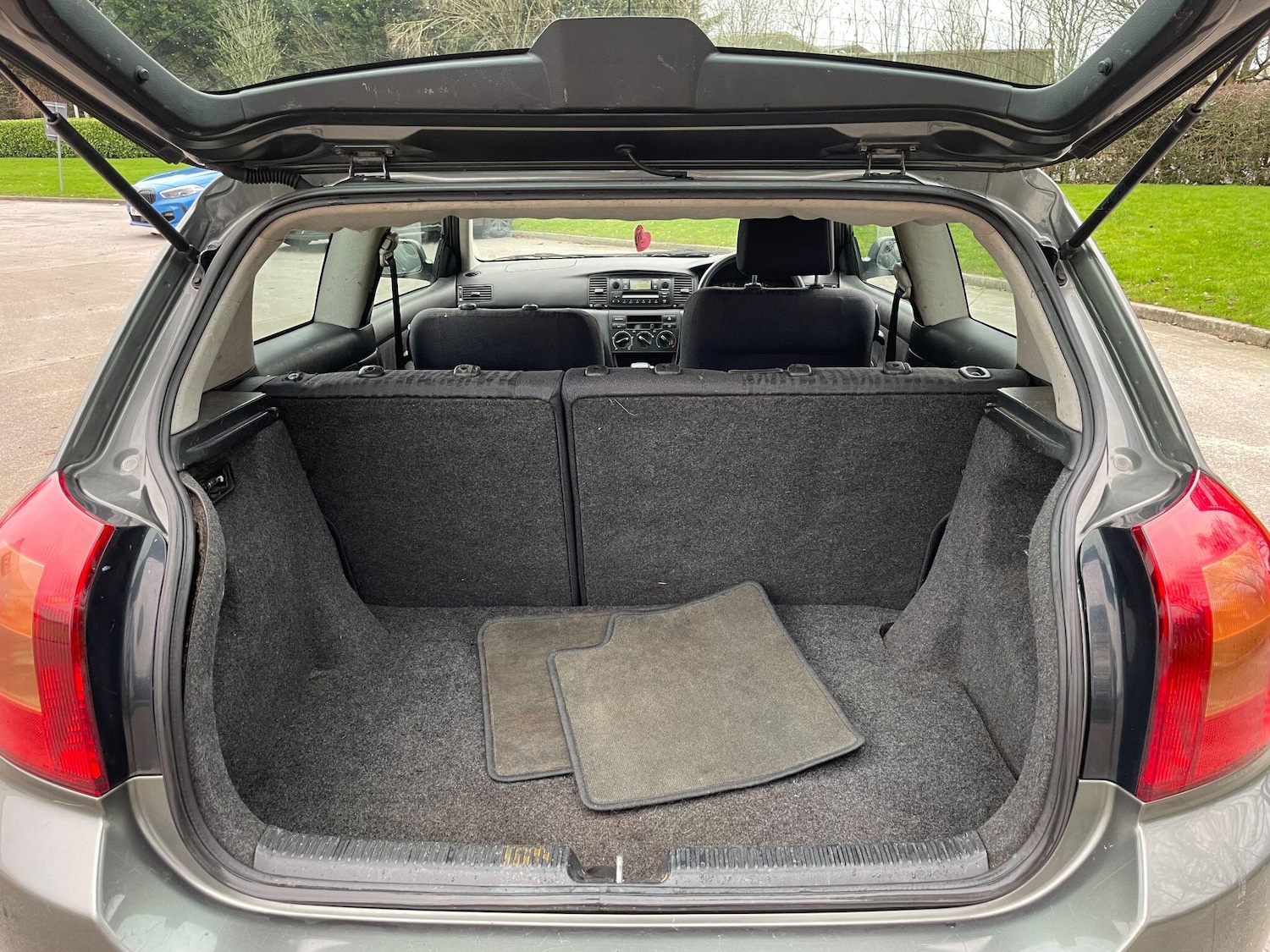 Used Toyota Corolla 2003 for sale - 77497070: Photo 43