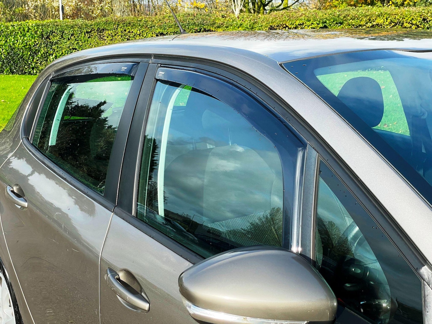 Used Peugeot 208 2014 for sale - 77174701: Photo 11