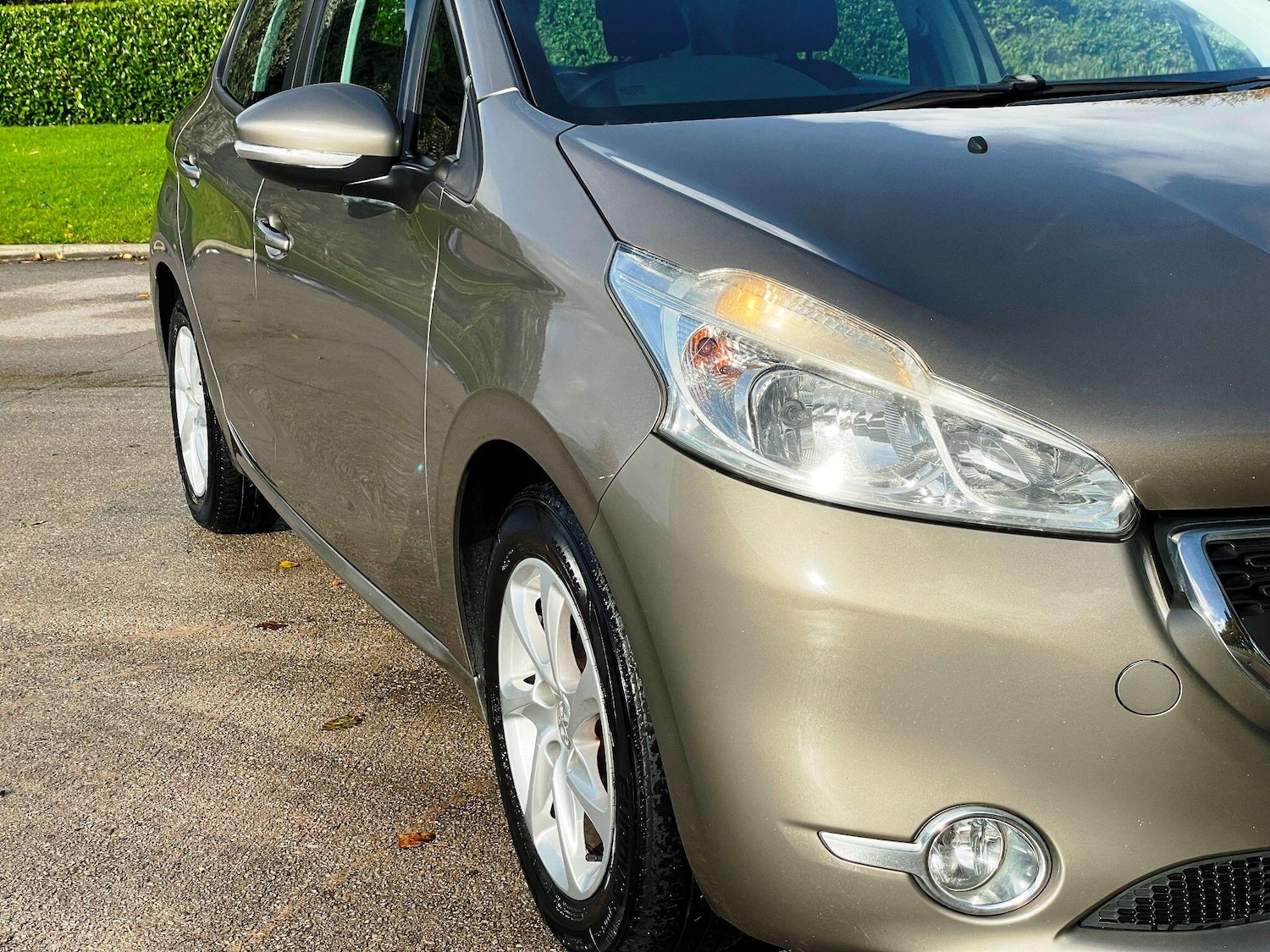 Used Peugeot 208 2014 for sale - 77174701: Photo 13