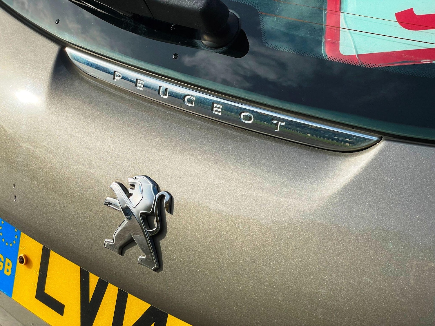 Used Peugeot 208 2014 for sale - 77174701: Photo 16