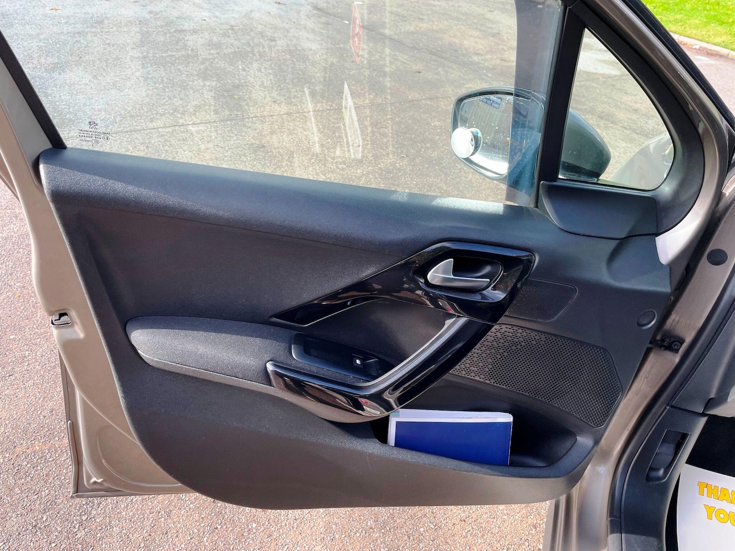 Used Peugeot 208 2014 for sale - 77174701: Photo 25