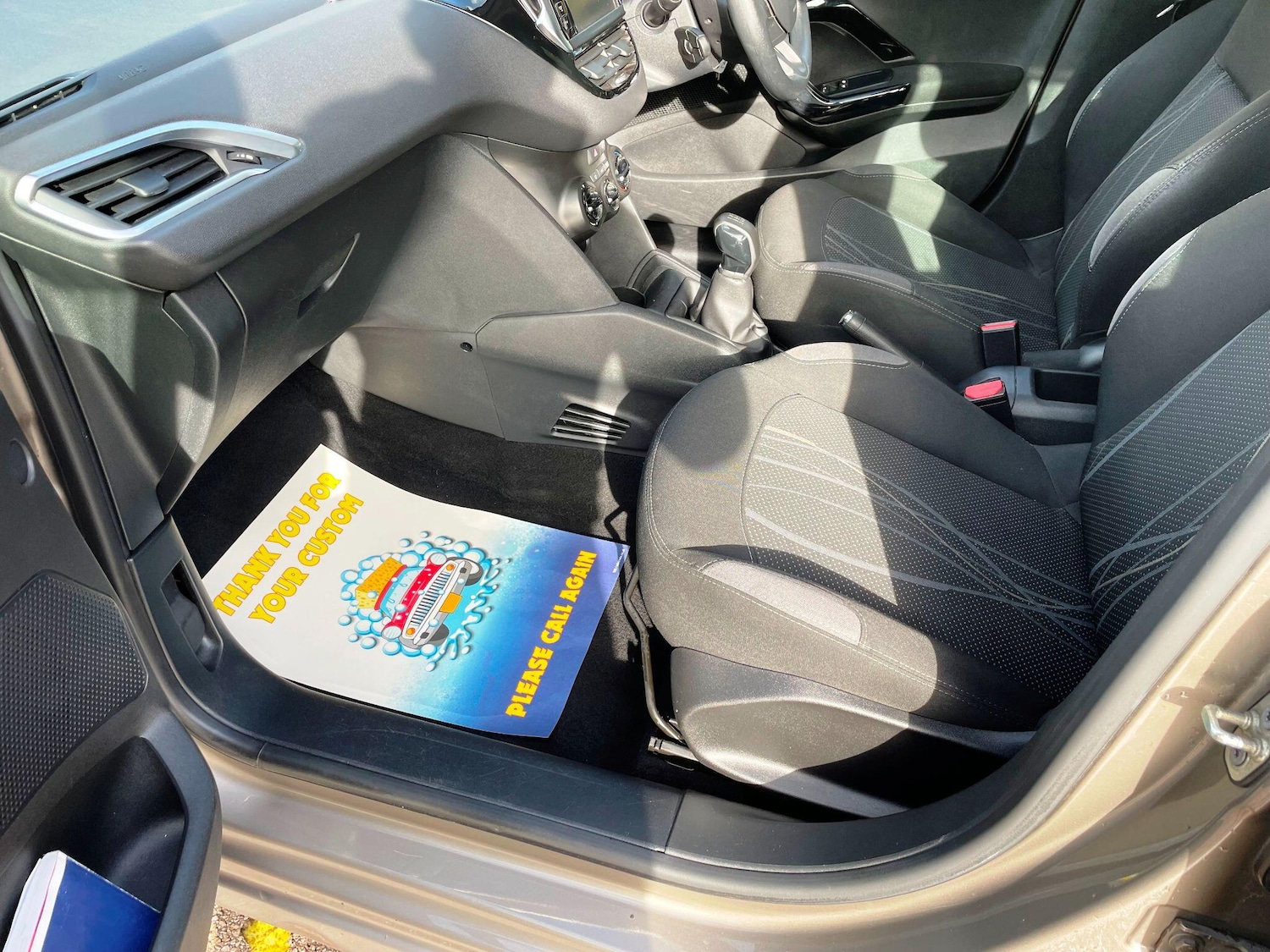 Used Peugeot 208 2014 for sale - 77174701: Photo 26