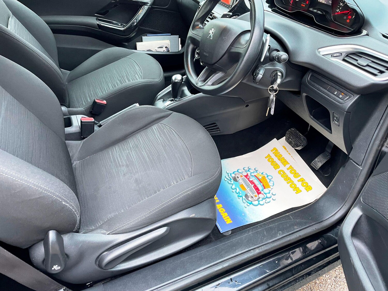 Used Peugeot 208 2012 for sale - 77478652: Photo 24