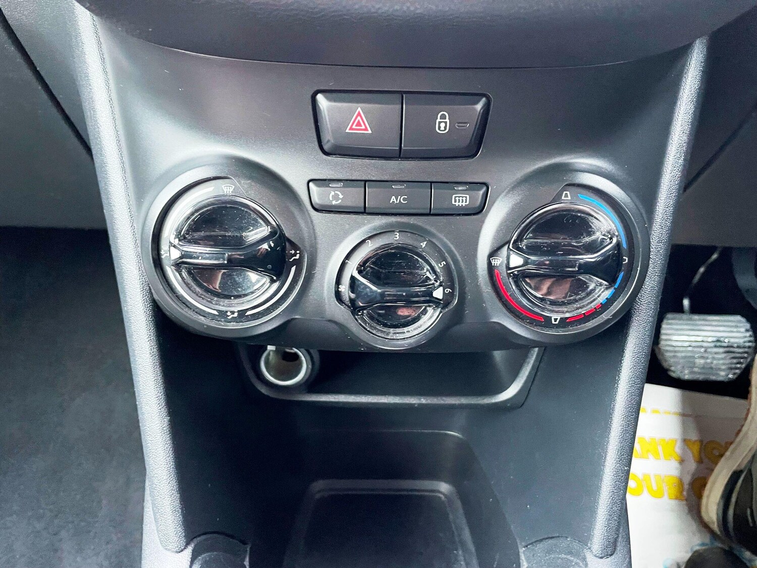 Used Peugeot 208 2012 for sale - 77478652: Photo 38