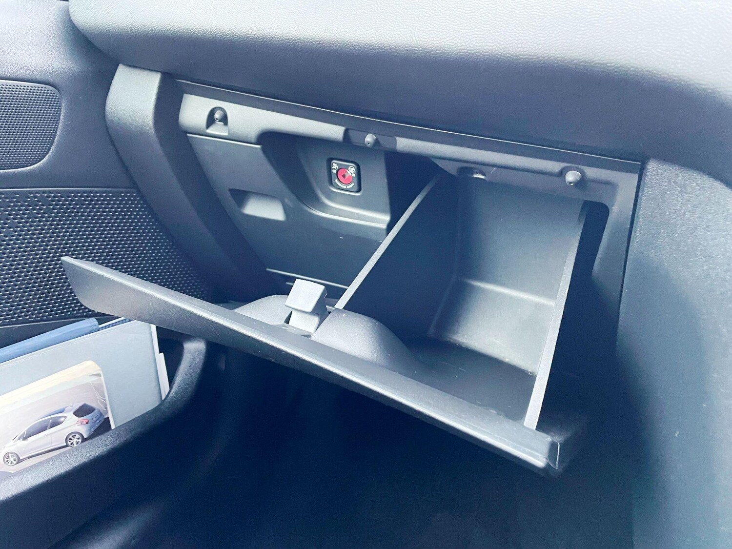 Used Peugeot 208 2012 for sale - 77478652: Photo 41