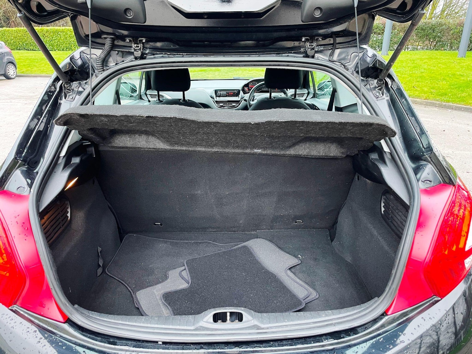 Used Peugeot 208 2012 for sale - 77478652: Photo 43