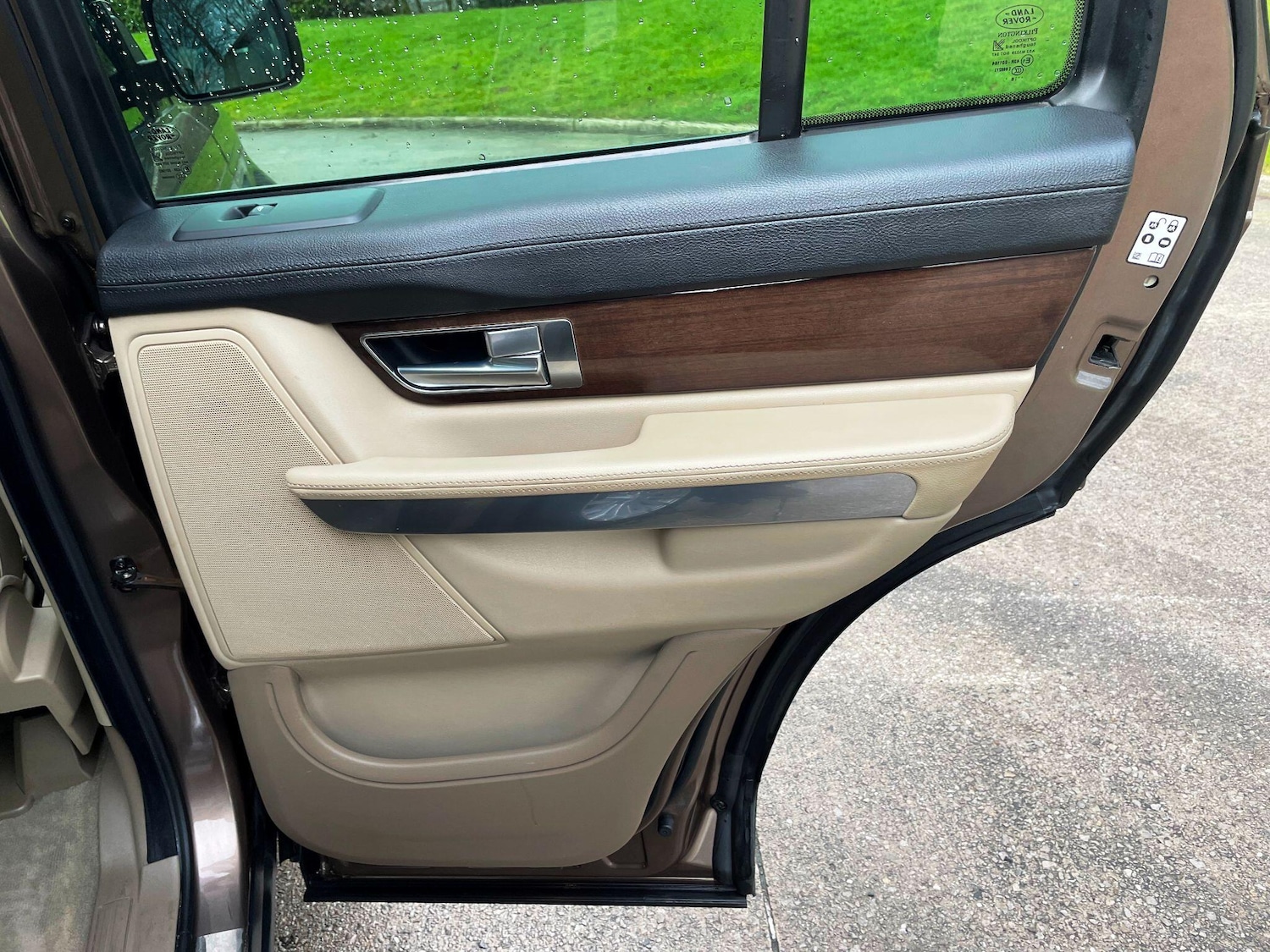 Used Land Rover Range Rover Sport 2010 for sale - 77237867: Photo 34