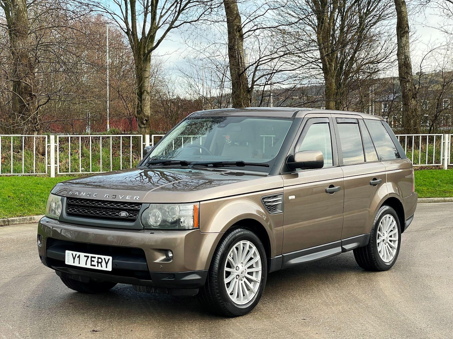 Used Land Rover Range Rover Sport 2010 for sale - 77237867: Photo 6