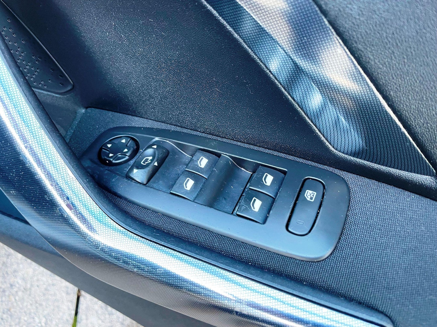 Used Peugeot 2008 2014 for sale - 77174759: Photo 20