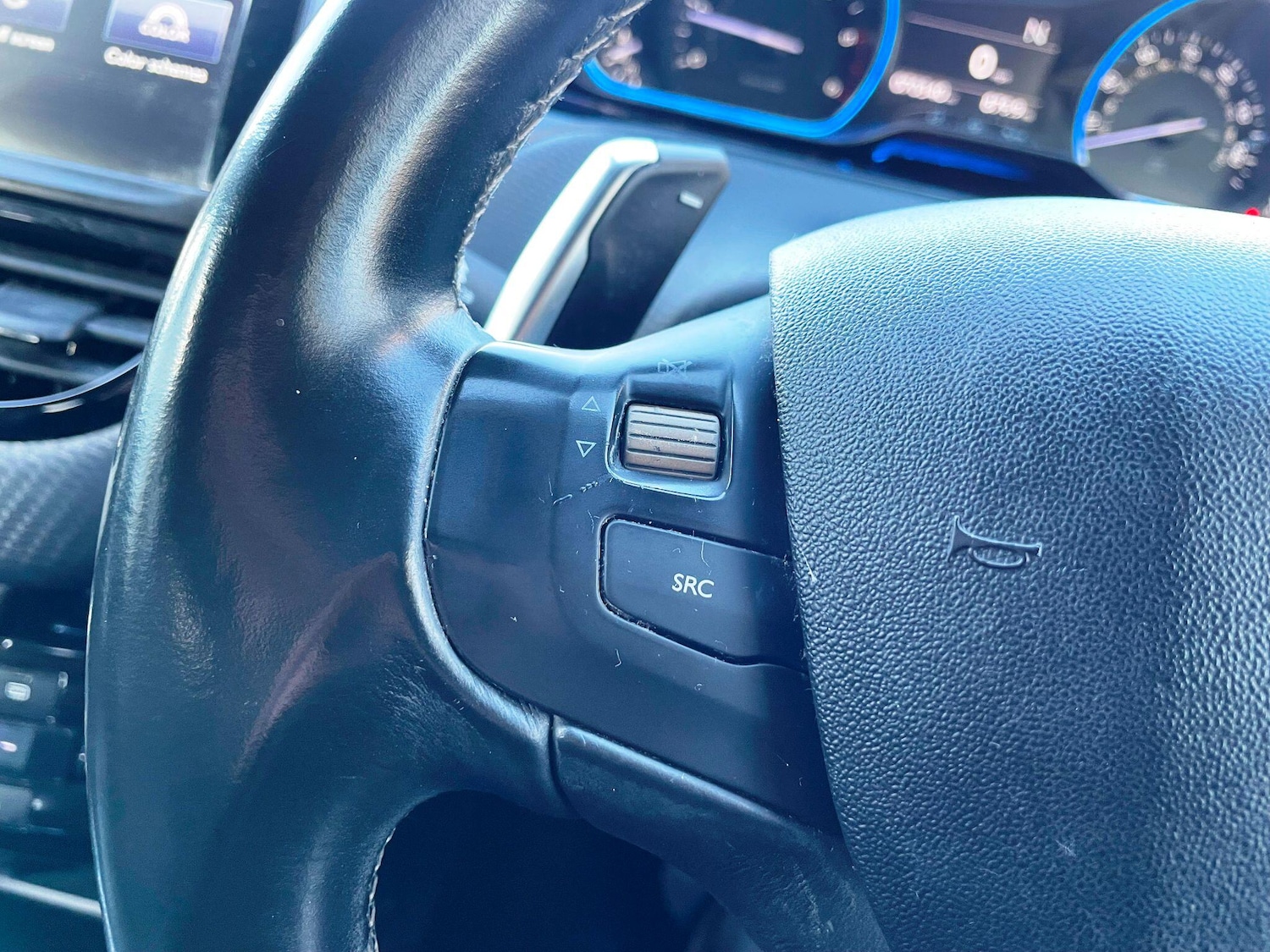 Used Peugeot 2008 2014 for sale - 77174759: Photo 22