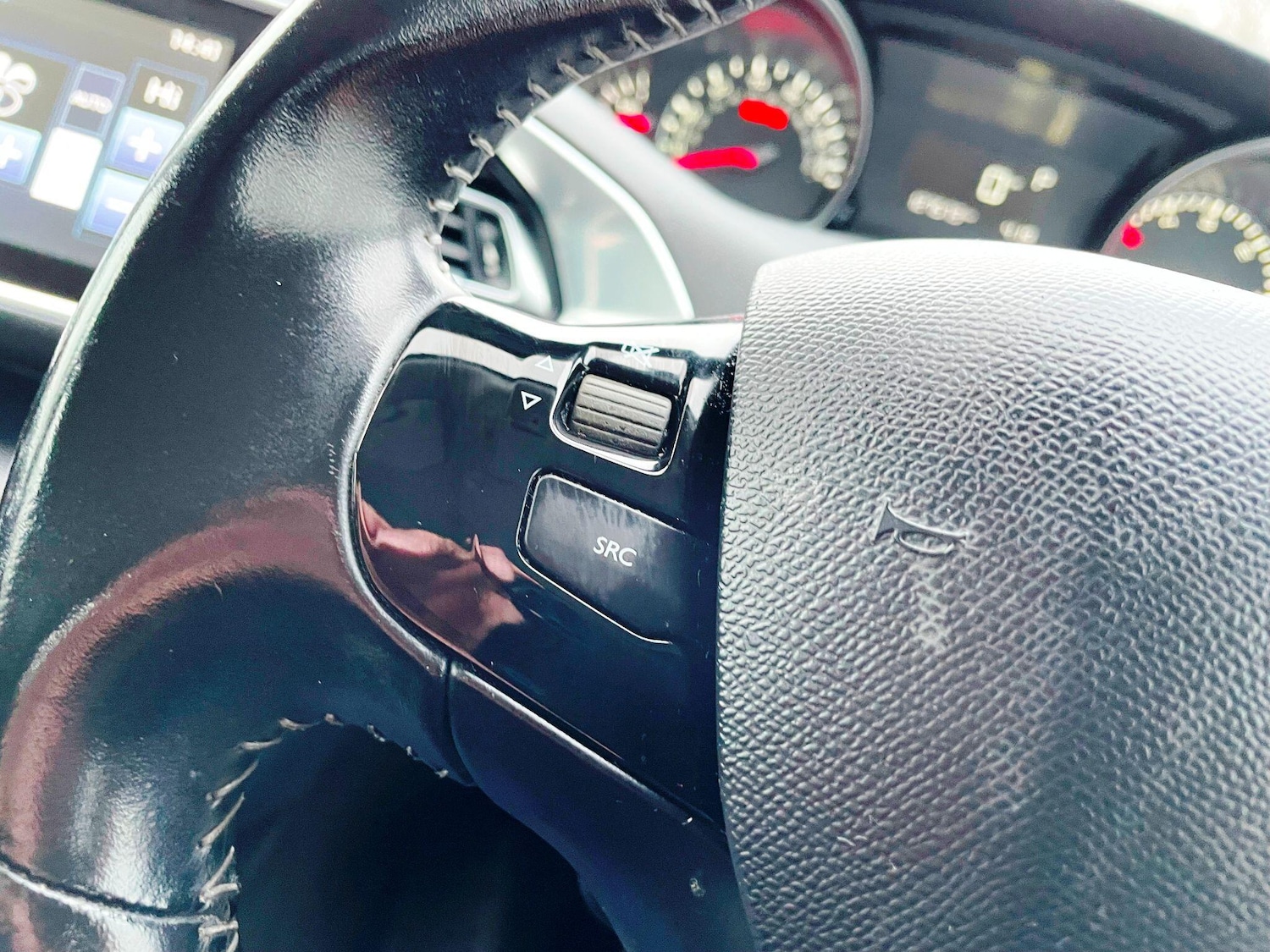 Used Peugeot 308 for sale - 77242804: Photo 36