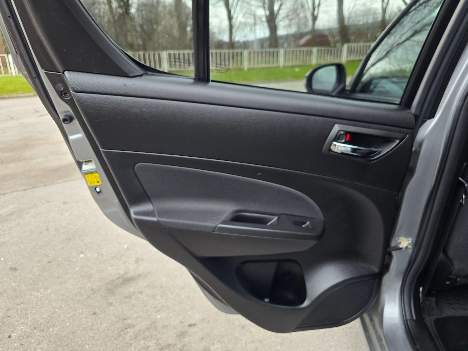 Used Suzuki Swift 2014 for sale - 77174832: Photo 36