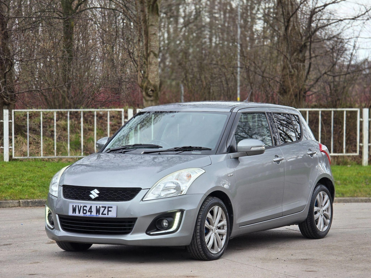 Used Suzuki Swift 2014 for sale - 77174832: Photo 4