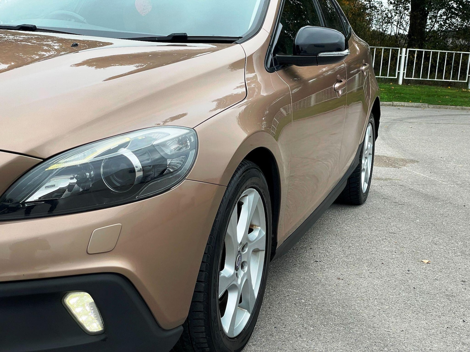 Used Volvo V40 2014 for sale - 77174853: Photo 10