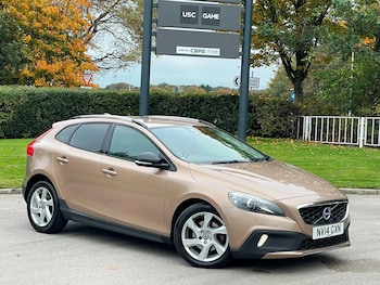 Used Volvo V40 2014 for sale - 77174853: Photo