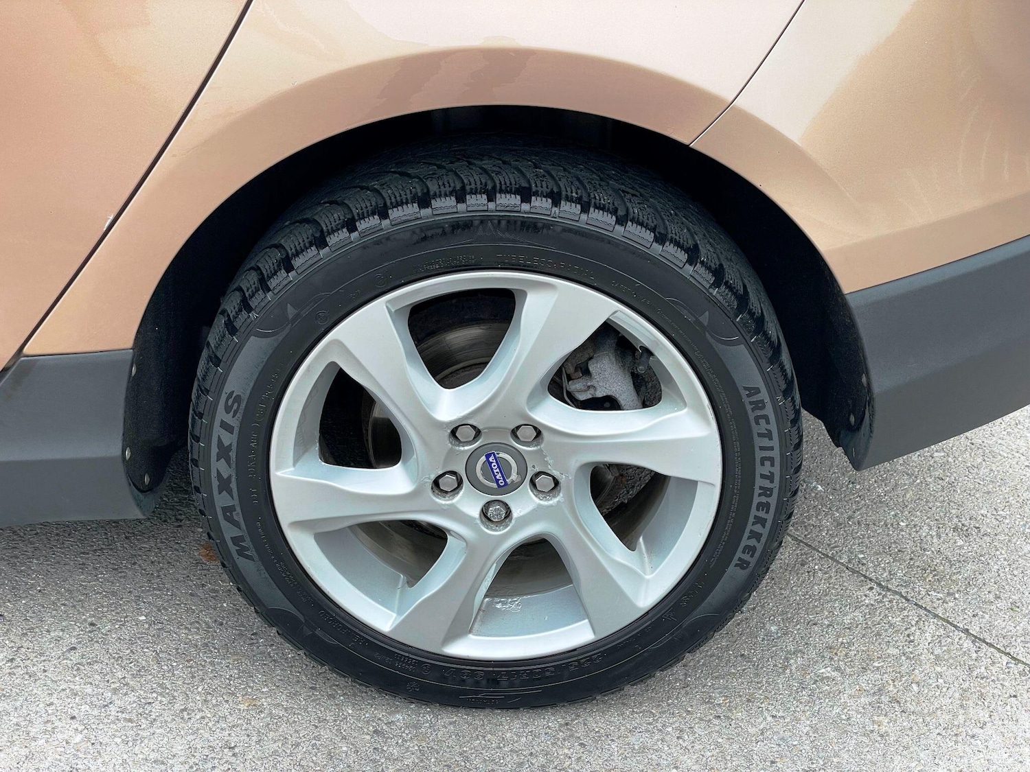 Used Volvo V40 2014 for sale - 77174853: Photo 33