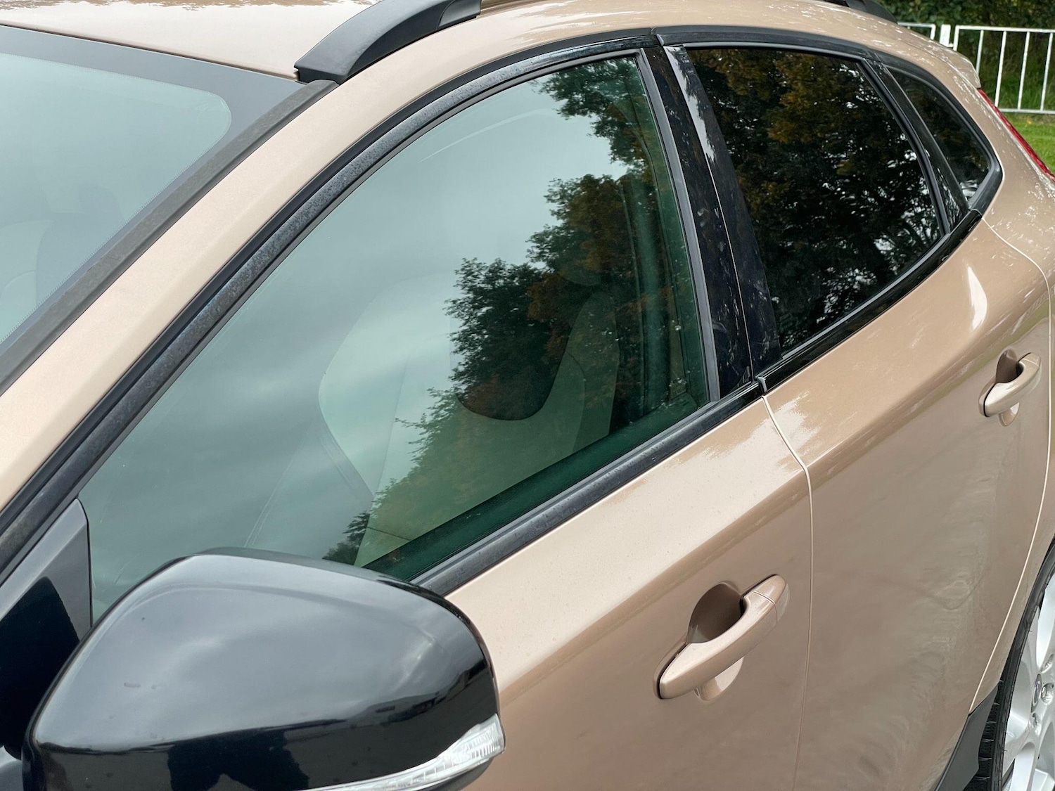 Used Volvo V40 2014 for sale - 77174853: Photo 39