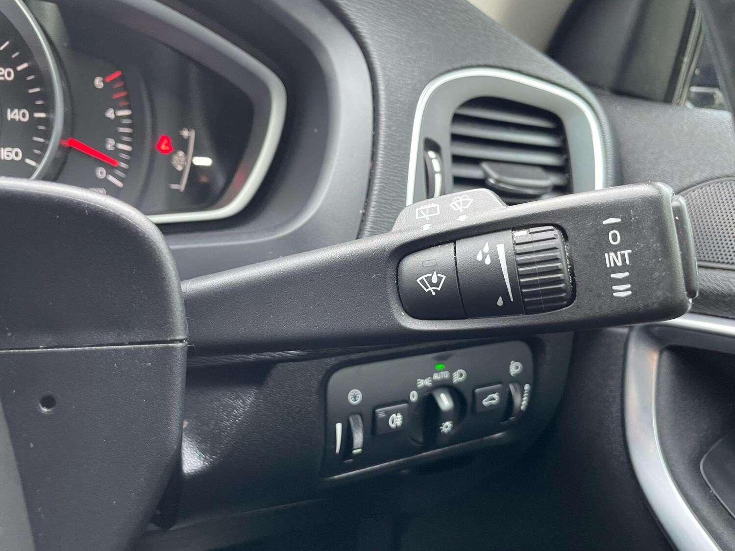 Used Volvo V40 for sale - 77722709: Photo 23