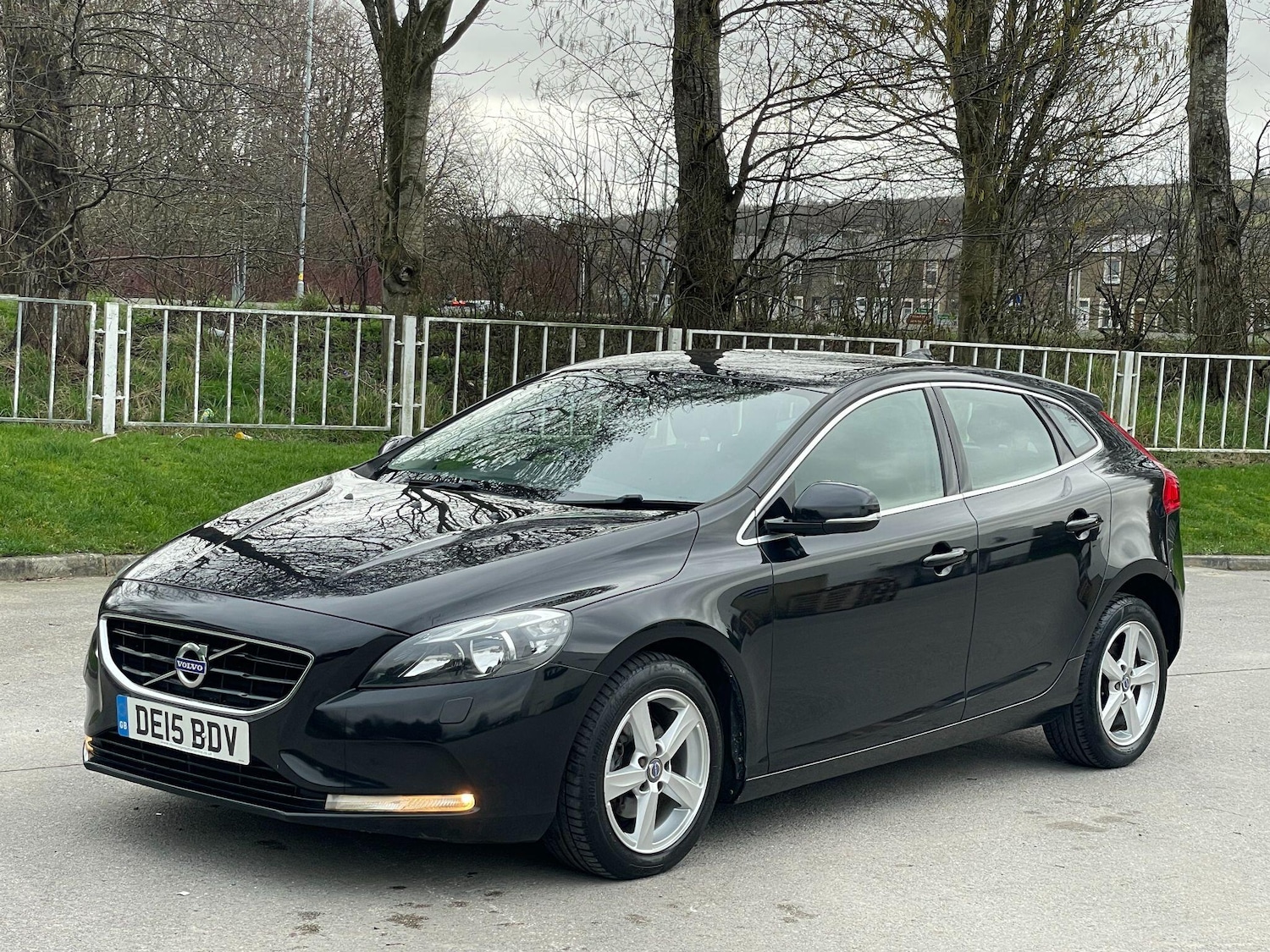 Used Volvo V40 for sale - 77722709: Photo 3