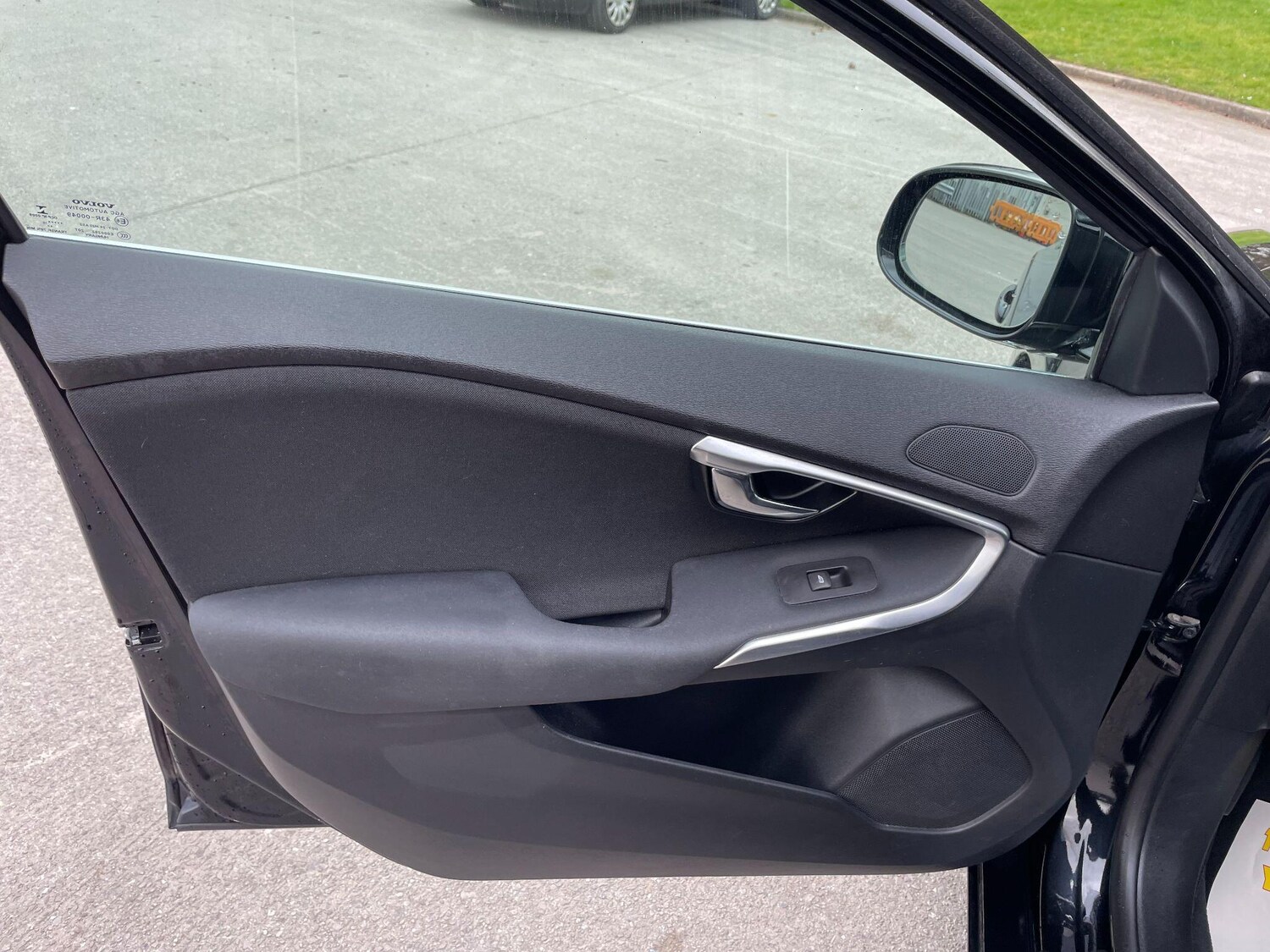 Used Volvo V40 for sale - 77722709: Photo 30