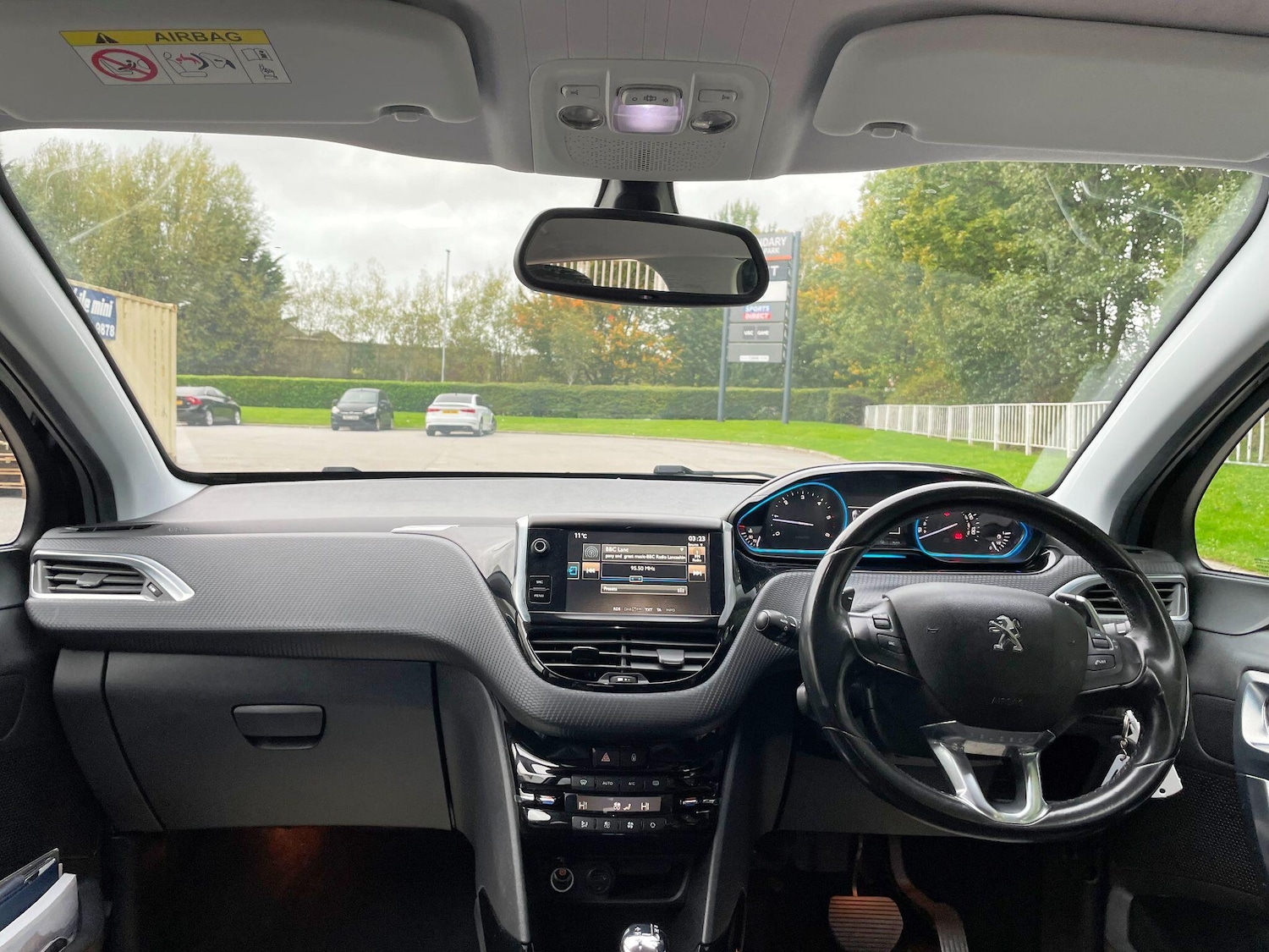 Used Peugeot 2008 2015 for sale - 77174800: Photo 11