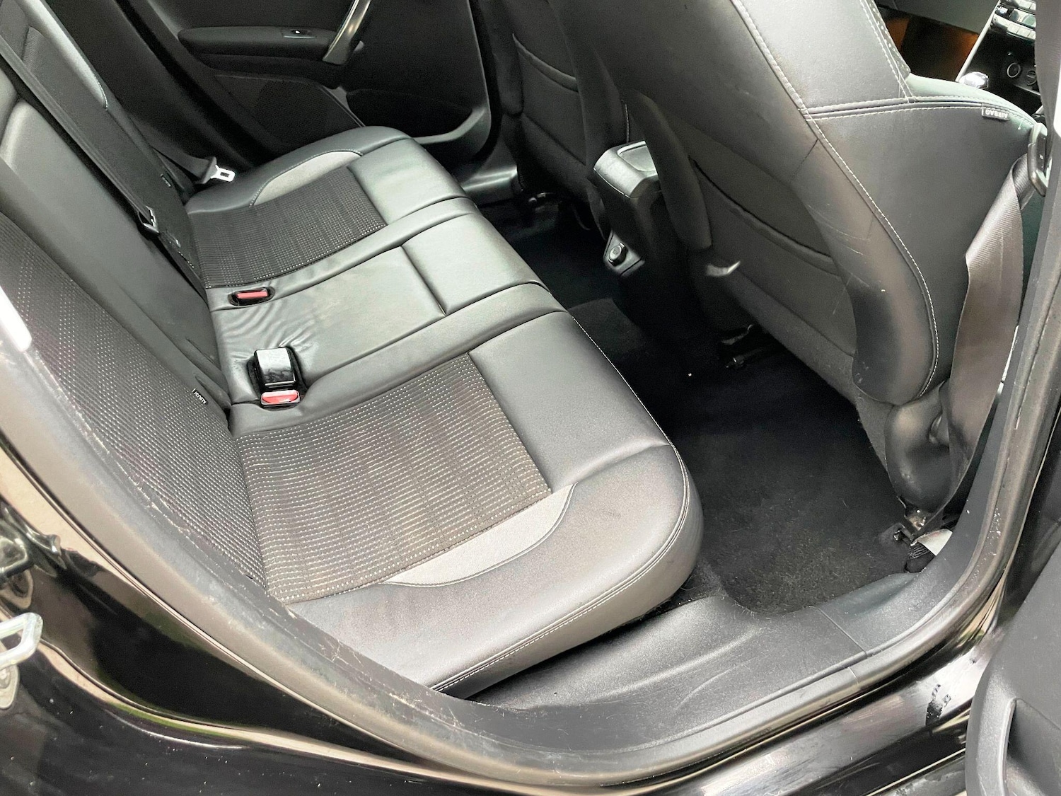 Used Peugeot 2008 2015 for sale - 77174800: Photo 16