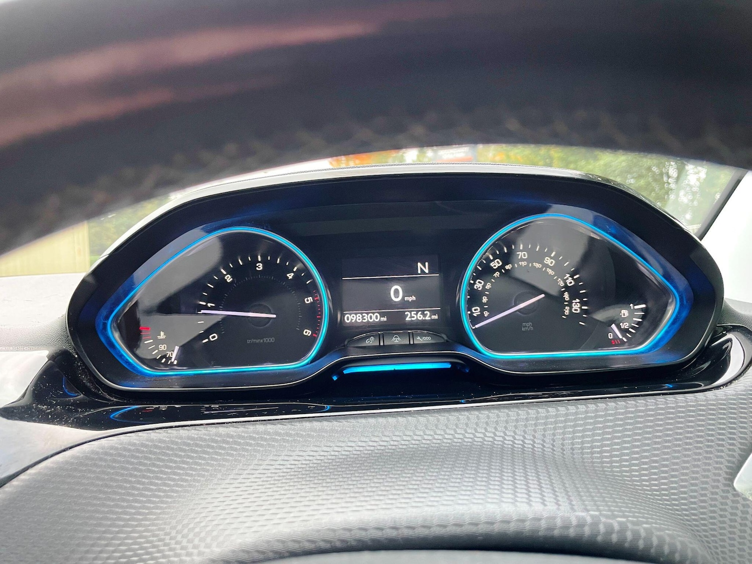 Used Peugeot 2008 2015 for sale - 77174800: Photo 33